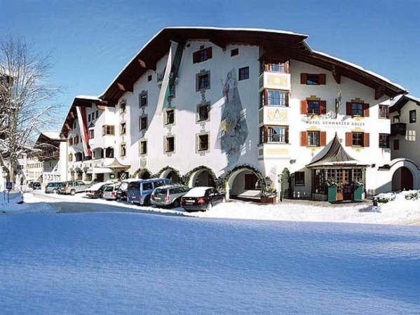 Hotel Schwarzer Adler Montagna Austria