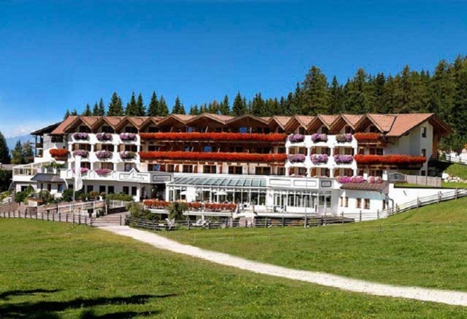 Hotel Sonnalp Montagna Austria